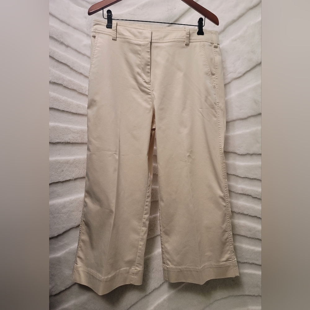 Chico’s Size Large 12-14 (02) Satin Ivory Cream Extra Wide Leg Cropped Pants